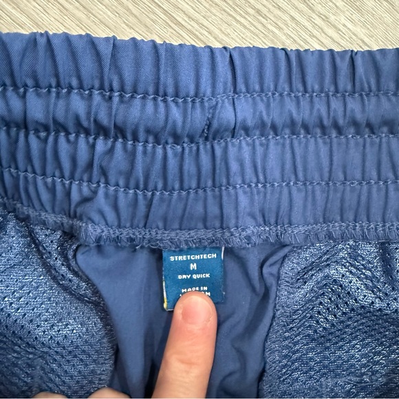 Old Navy Blue Women's Athletic Shorts - Picture 2 of 3
